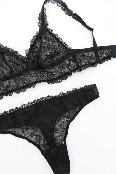 Lace Triangle+ Bralette Black