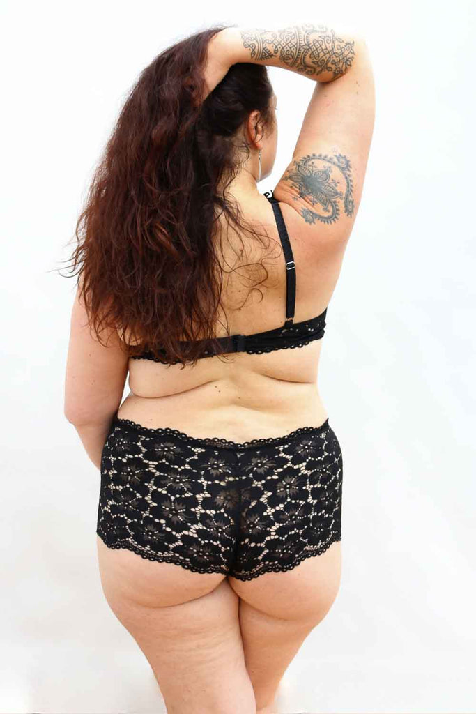 Ellie Bra and High Waisted Knickers in Black Lace
