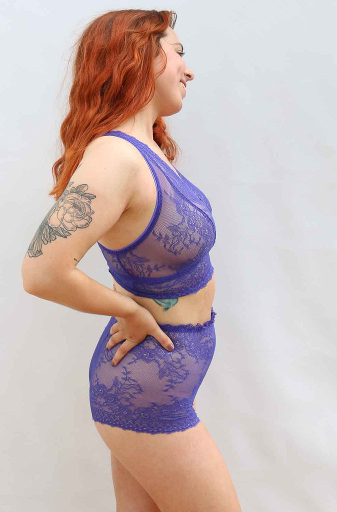 Curvy Ellie Bra and High Waisted Knickers in Lavender Blue