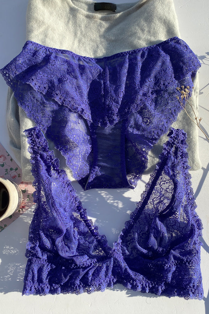Ellie Bra and Briefs in Lavender Lace
